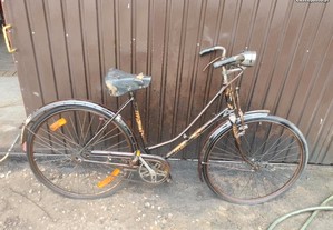 Bicicleta Pasteleira para restauro montras decoração etc