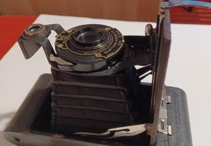 Máquina fotográfica Eastman Kodak