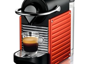 Máquina de café Nespresso Pixie Electric Red (artigo novo)
