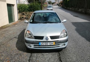 Renault Clio 1.2 16 v