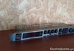 Aparelho de efeitos Behringer Virtualizer DSP2024