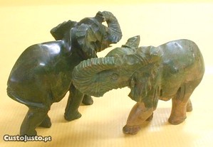 Elefantes de verdite (vários) 7x10x3cm