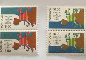 2 quadras selos Portugal no Cons. Europa - 1977
