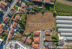 Terreno Com Viabilidade De Construção De Moradias
