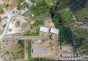 Terreno industrial em Vieira de Leiria