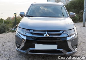 Mitsubishi Outlander 2.0 PHEV Instyle Navi - 16