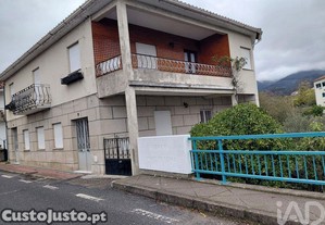 Casa / Villa T4 em Unhais da Serra de 120 m²