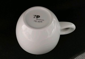 Chávena chá em loiça da Companhia Aérea Portuguesa, TAP