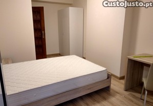 Quarto Mobilado - Menina - Castelo Branco