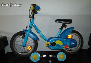 Bicicleta Criança BTwin roda 13" com rodinhas