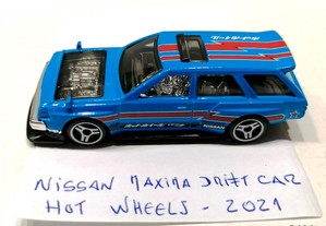 Hot Wheels Nissan Maxima Drift Car