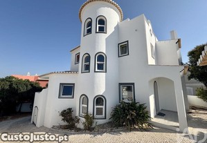 Casa / Villa T4 em São Gonçalo De Lagos de 461,00 m²