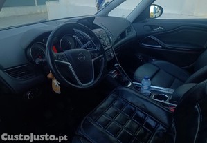Opel Zafira Tourer - 16