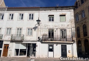 Pr�dio para no centro da cidade de Caldas da Rainha