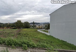 Terreno Urbano Em Lama - Santo Tirso