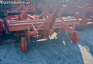 Fresa GALUCHO FN1700 usada para trator