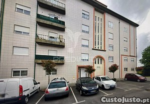 Apartamento t2 em azurva