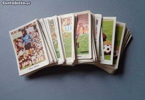 Cromos da caderneta de futebol - Futebol 77