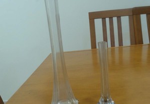 conj 2 jarras antigas em vidro
