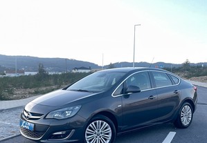 Opel Astra Cosmo