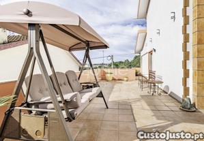 Moradia T4 Com Anexos, Piscina E Terreno Em Rio...