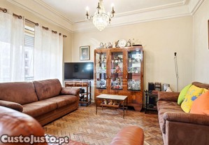 T7 com 198 m² de potencial e exclusividade numa das avenidas mais emblemáticas de lisboa