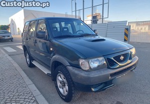 Nissan Terrano II 2.7 TDI 125cv Longo - 00