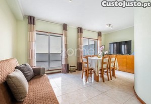 Apartamento T2 Com Terraço Em Fânzeres