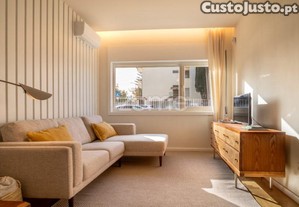 Predio Em Propriedade Total Com 3 Apartamentos...