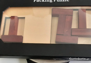 Packing Puzzle letra T Quebra Cabeças em Madeira