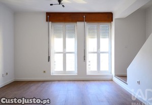 Duplex T3 em lhavo de 107,5 m