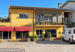 Ateliê T3 em Oiã de 335,81 m²
