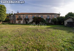 Quinta De Sinde Com 30 Hectares Na Póvoa De...