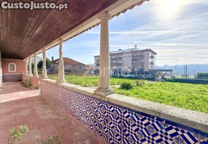 Mordia Individual T4 Com 3666 M2 De Terreno Em...