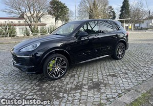 Porsche Cayenne S E-Hybrid Plug-In