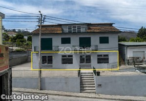 Espaço Comercial R/C - Valpedre, Penafiel
