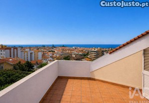 Moradia isolada T4 em São Domingos de Rana de 202 m²