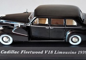 * Miniatura 1:43 "Colecção Carros Clássicos" Cadillac Fleetwood V18 Limousine 1939