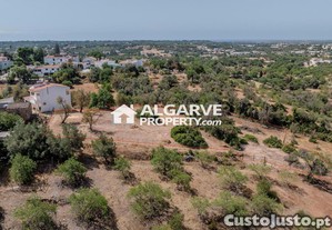 Terreno para construção com projecto aprovado perto de Vilamoura, Algarve
