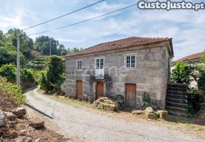 Quintinha Com Casa Em Pedra E Terreno Com 1.200...