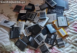 Descubra uma seleção variada de mais de 50 baterias de telemóveis.