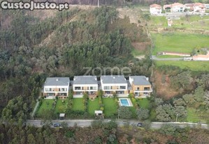 Terreno Com 5.620 M2 Para Construção De...