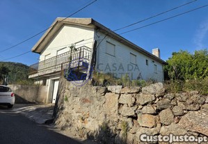 Moradia T3 em Vermoim   Vila Nova de Famalico