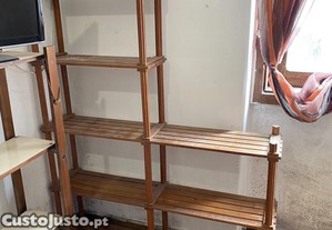 estante de madeira