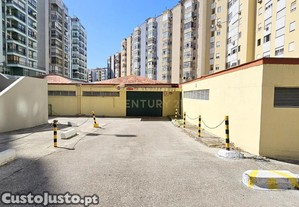 Garagem Box individual em Algs