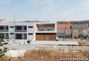 Terreno Urbano, Miranda Do Douro, Bragança