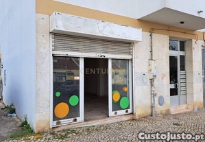 Loja no Cacém para