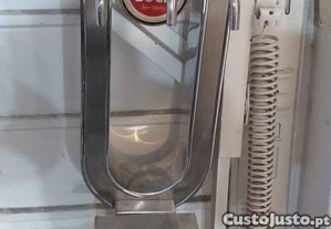 Maquina de retirar cervejas de barril
