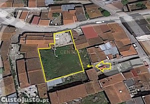 Moradia para reconstruir com terreno - Ameal - Taveiro