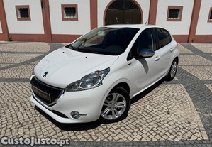 Peugeot 208 1.4 HDi SE Style - 15